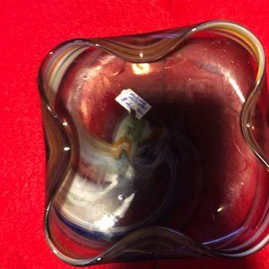 VINTAGE ART GLASS DISH SWRILS OF ART COLOR  6"-7" DEEP PURPLE